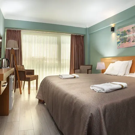 מלון Marinn Deluxe ילובה