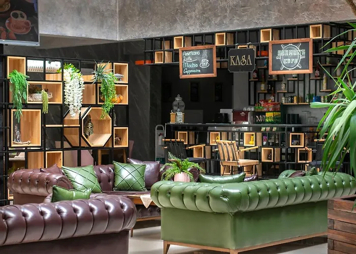 Marinn Deluxe 2* ילובה