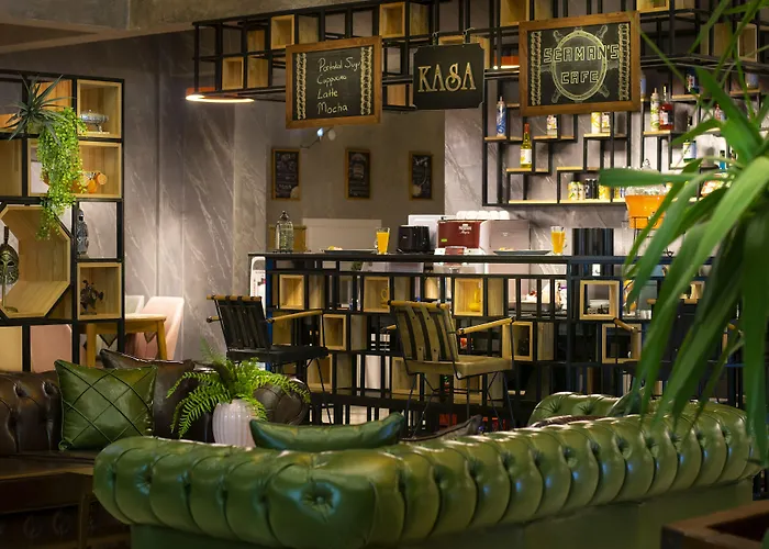 Marinn Deluxe מלון